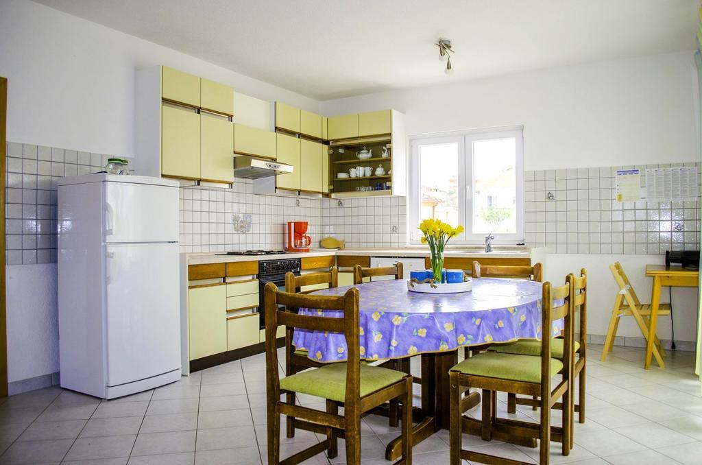 Apartments Zlatka Trogir Rum bild